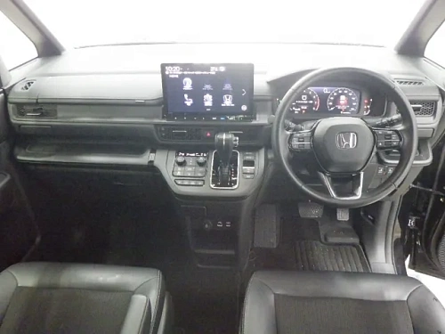 HONDA STEP WAGON 2023