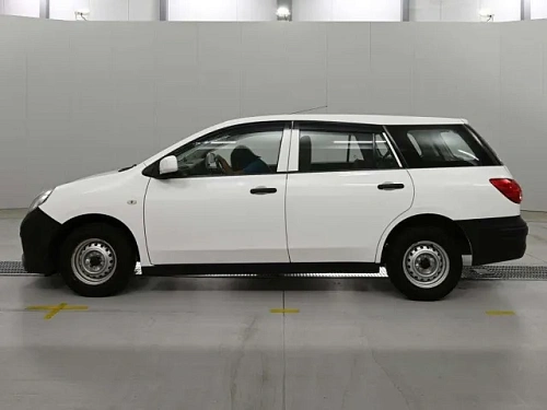 NISSAN AD 2022
