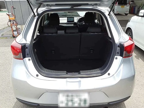 MAZDA MAZDA2 2023