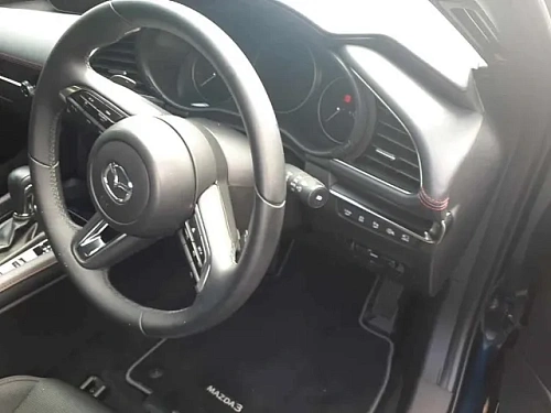 MAZDA MAZDA3 2023