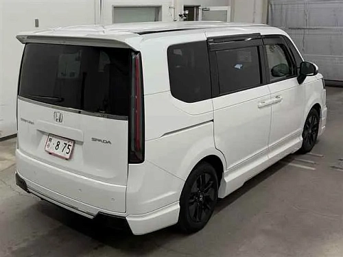 HONDA STEP WAGON 2023